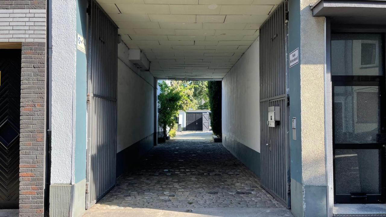 Апартаменти Oase Im Gruenen Hinterhof, Eg, Ruhe, Terrasse, Carport, Free Paytv, Kaffee&Tee, Fahrraeder Дуйсбург Екстер'єр фото
